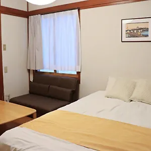 Apartment Navi Azabujuban, Tokyo